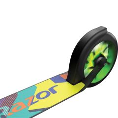 Razor A5 Lux Scooter Light Up Yeşil