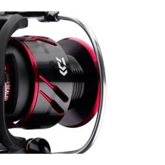 DAIWA BALLISTIC MQ 21 LT 4000 C MAKARA
